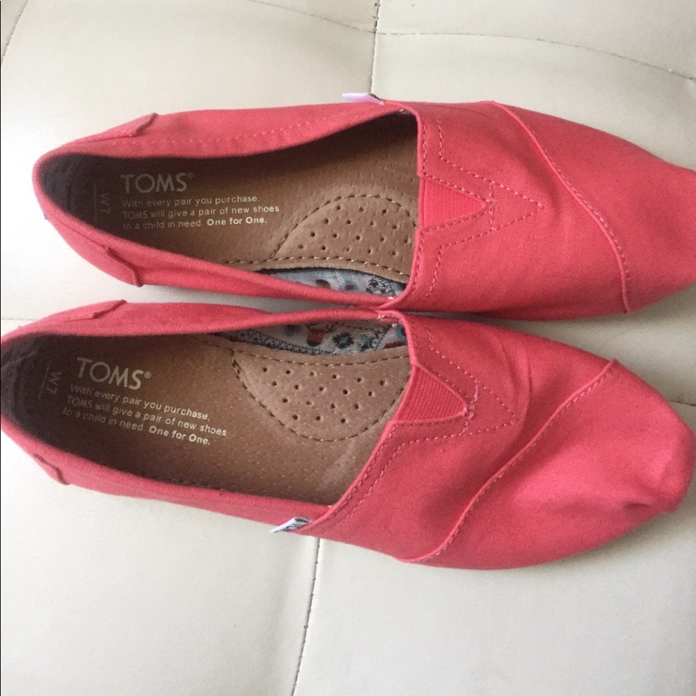 TOMS