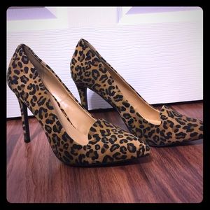 Lauren Conrad Leopard Print Pumps