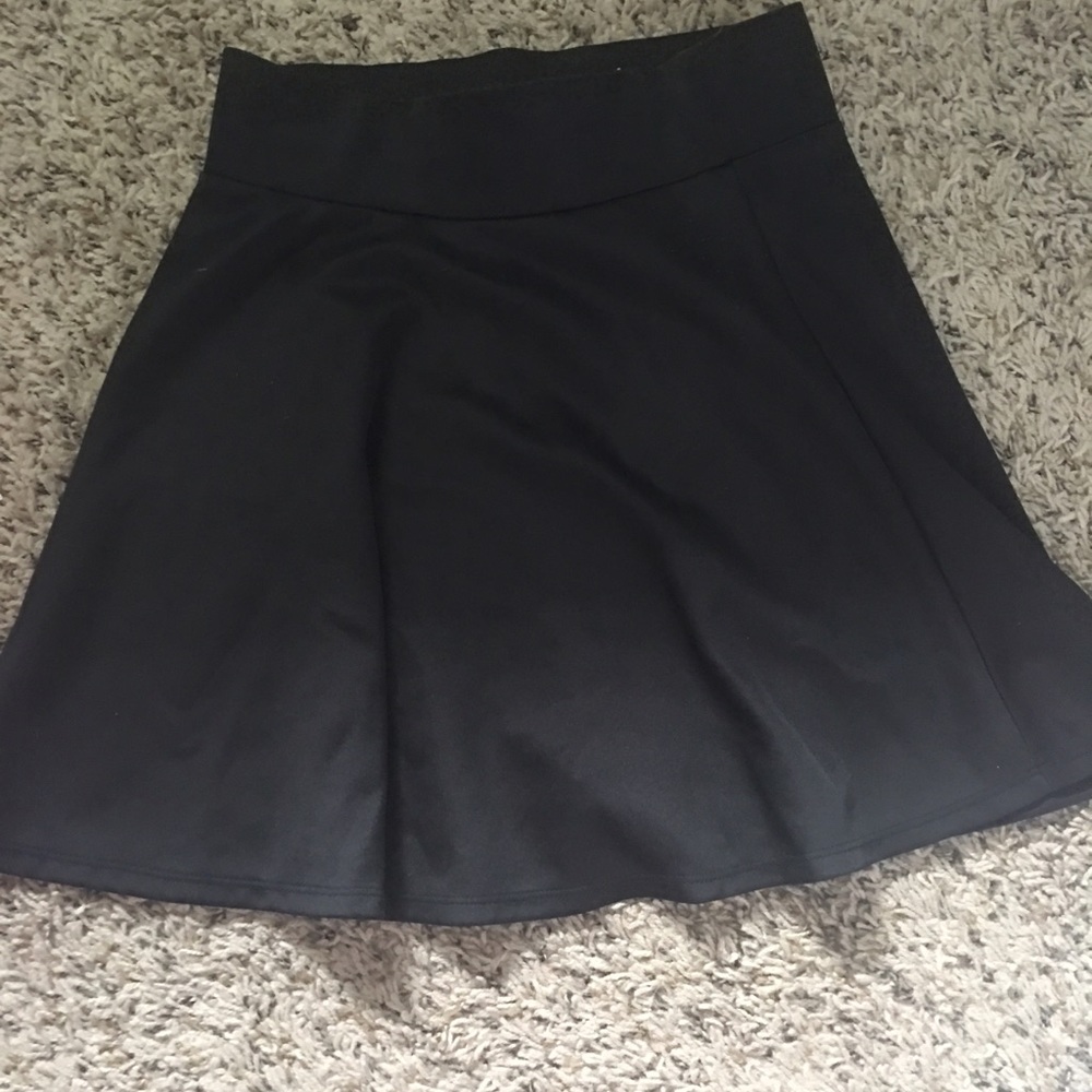 Black skirt