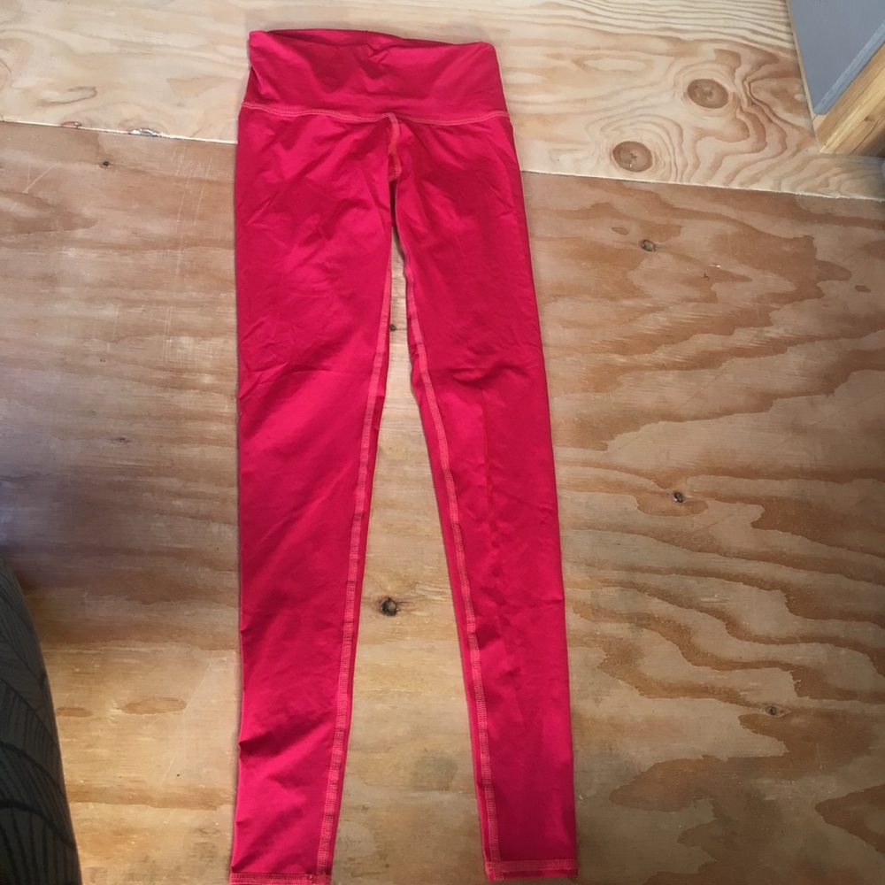 Red hot teeki yoga pants xs