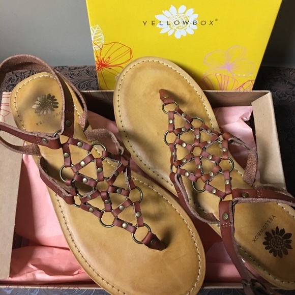 Yellow box sandals - Picture 3 of 3