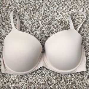 PINK Victoria's Secret Intimates & Sleepwear - Victoria's Secret Pink Lightly Lined Nude Bra PINK Victoria's Secret Intimates & Sleepwear - Victoria's Secret Pink Lightly Lined Nude Bra