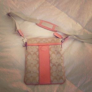 New w/o tags, only used 1 time! Coach crossbody