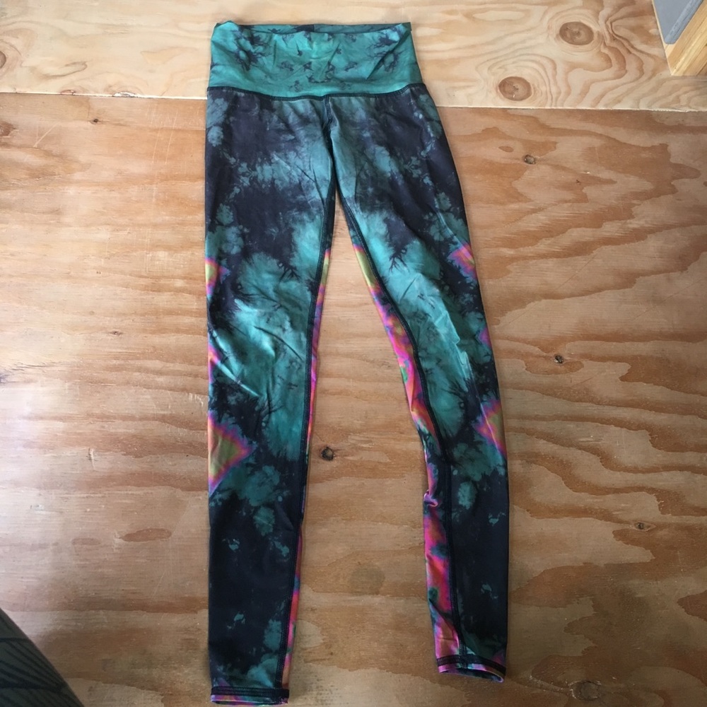 Teeki yoga pants