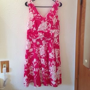 Flowery pink summer dress