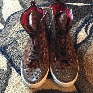 Cute leopard sneakers
