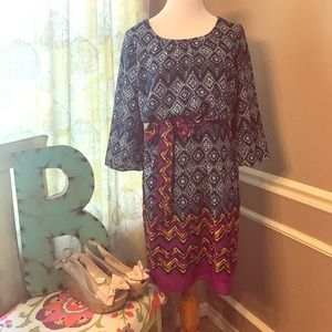 Super cute patterned dress! Min worn!!!!