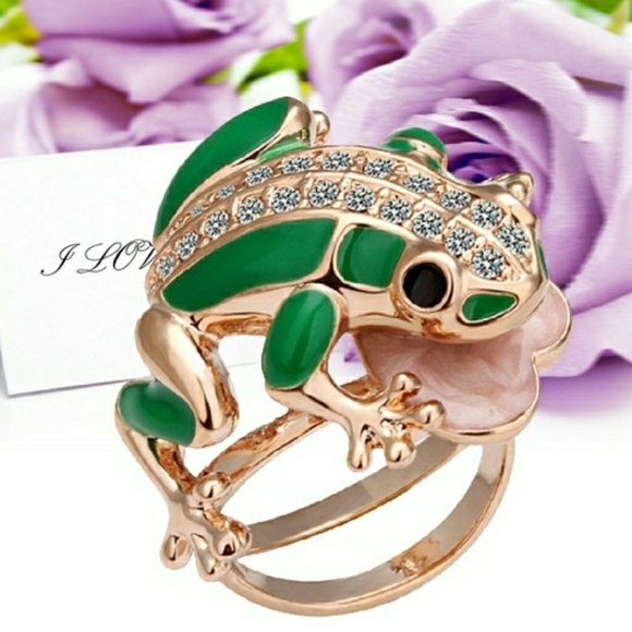 Jewelry - frog ring