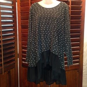 Polkadot sweater with tie back