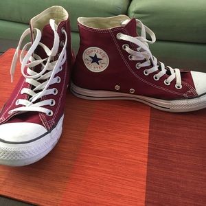 Converse Chuck Taylor High Top Magenta
