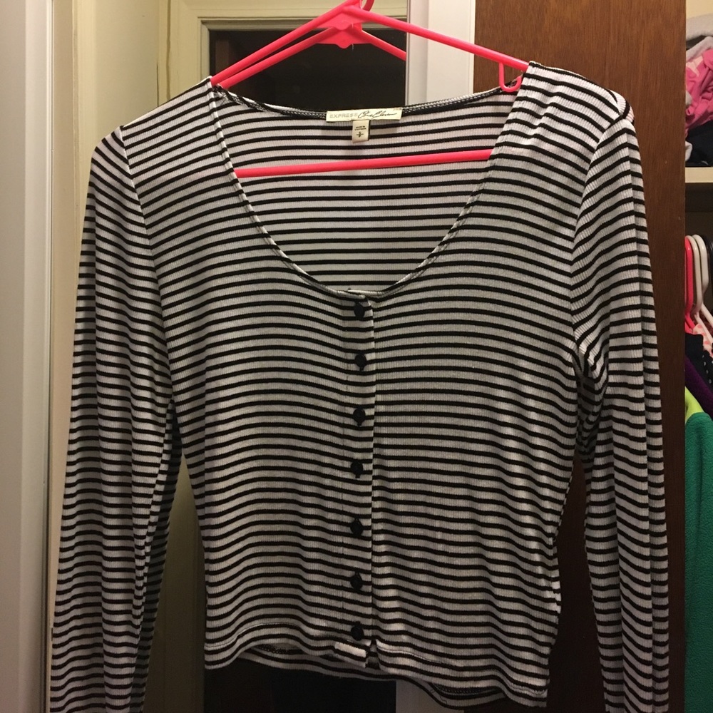 Express One Eleven Long Sleeve Crop Top