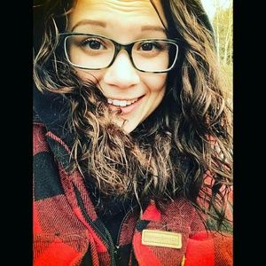 Meet your Posher, Deanne