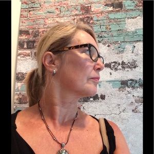 Meet your Posher, Patricia