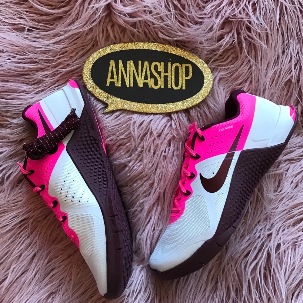 NWT Nike Metcon 👄 - Picture 4 of 8