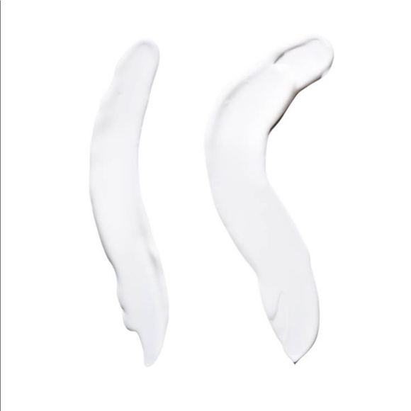 FIRST AID BEAUTY Ultra Repair Face Moisturizer - Picture 6 of 6