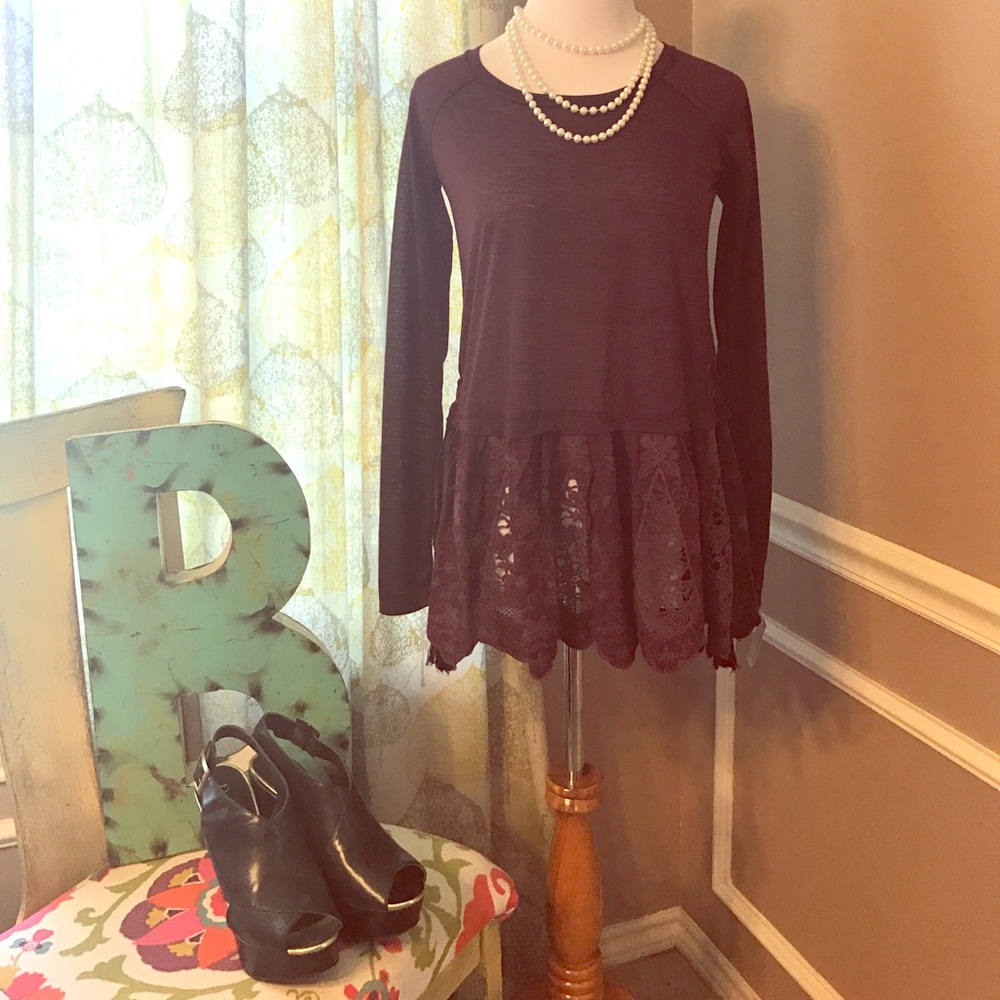 NWT BURGUNDY TOP