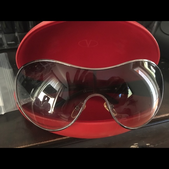 Valentino sunglasses