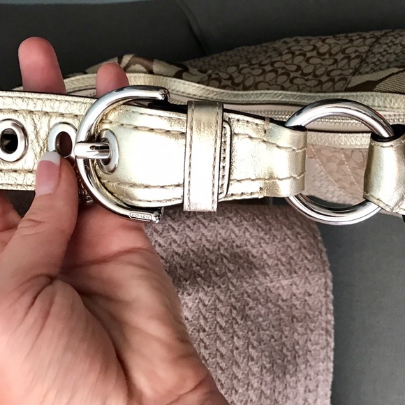Authentic Coach Purse - Picture 4 of 4