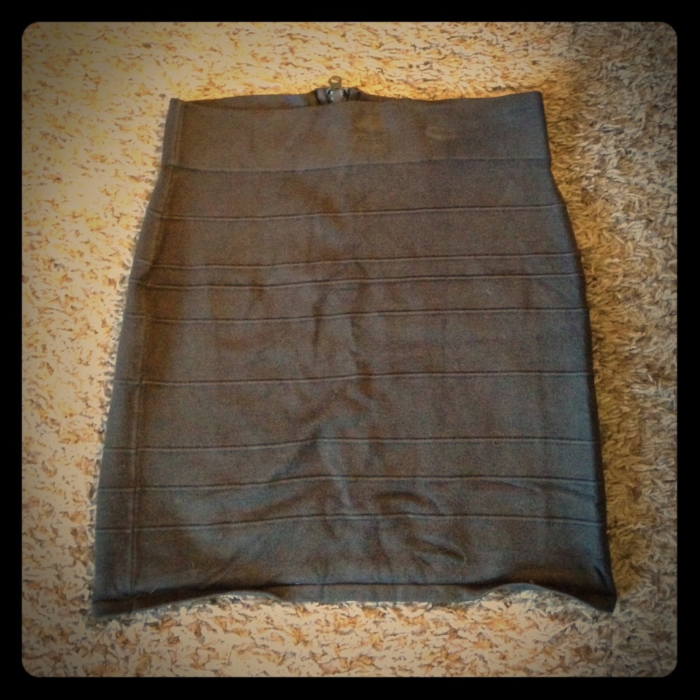 L Forever 21 Army Green Bodycon Skirt