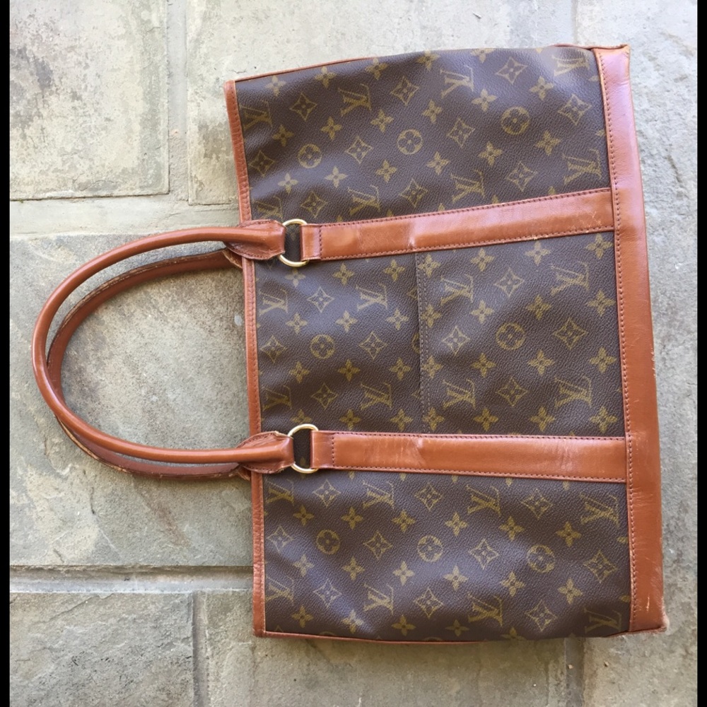 LV authentic vintage shoulder bag