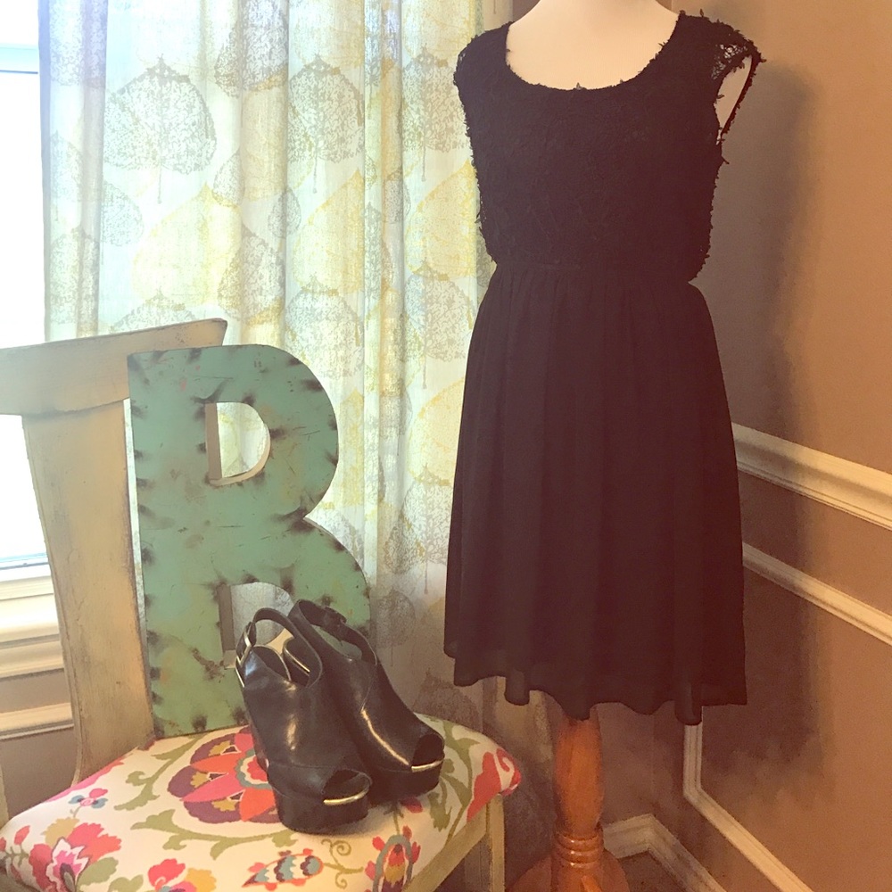 Black dress