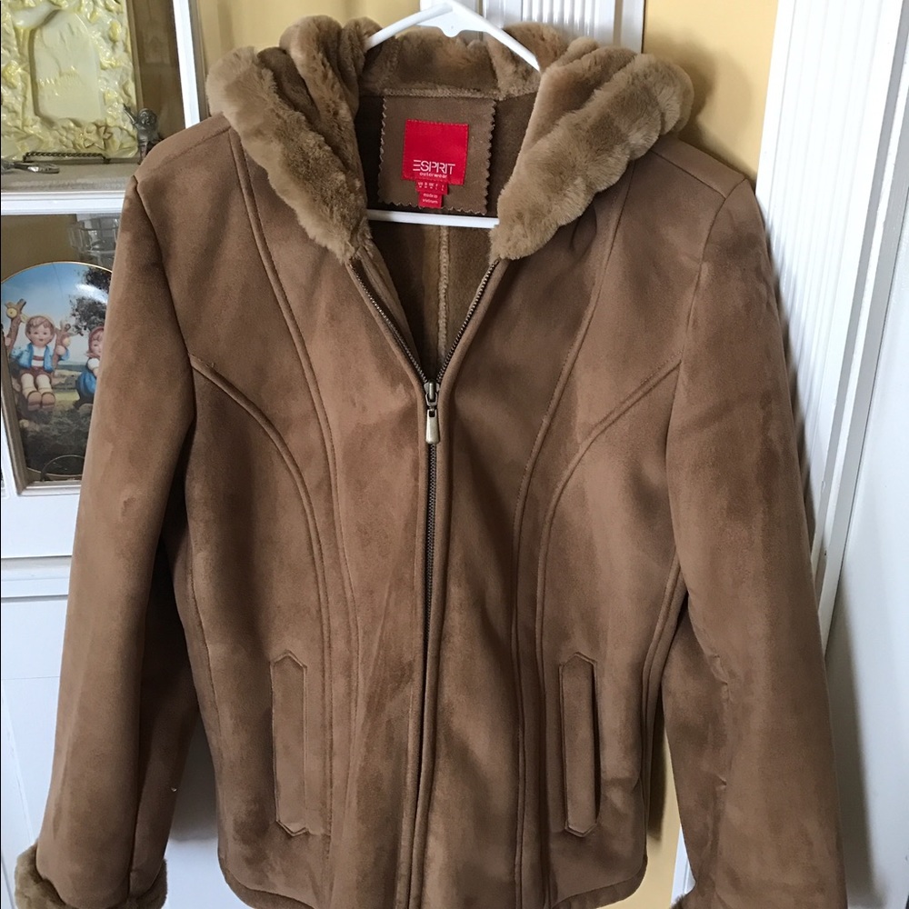 Esprit Outerwear