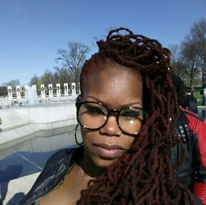Meet your Posher, Rashida