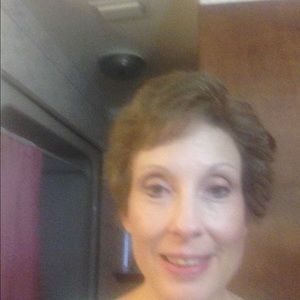 Meet your Posher, Carol