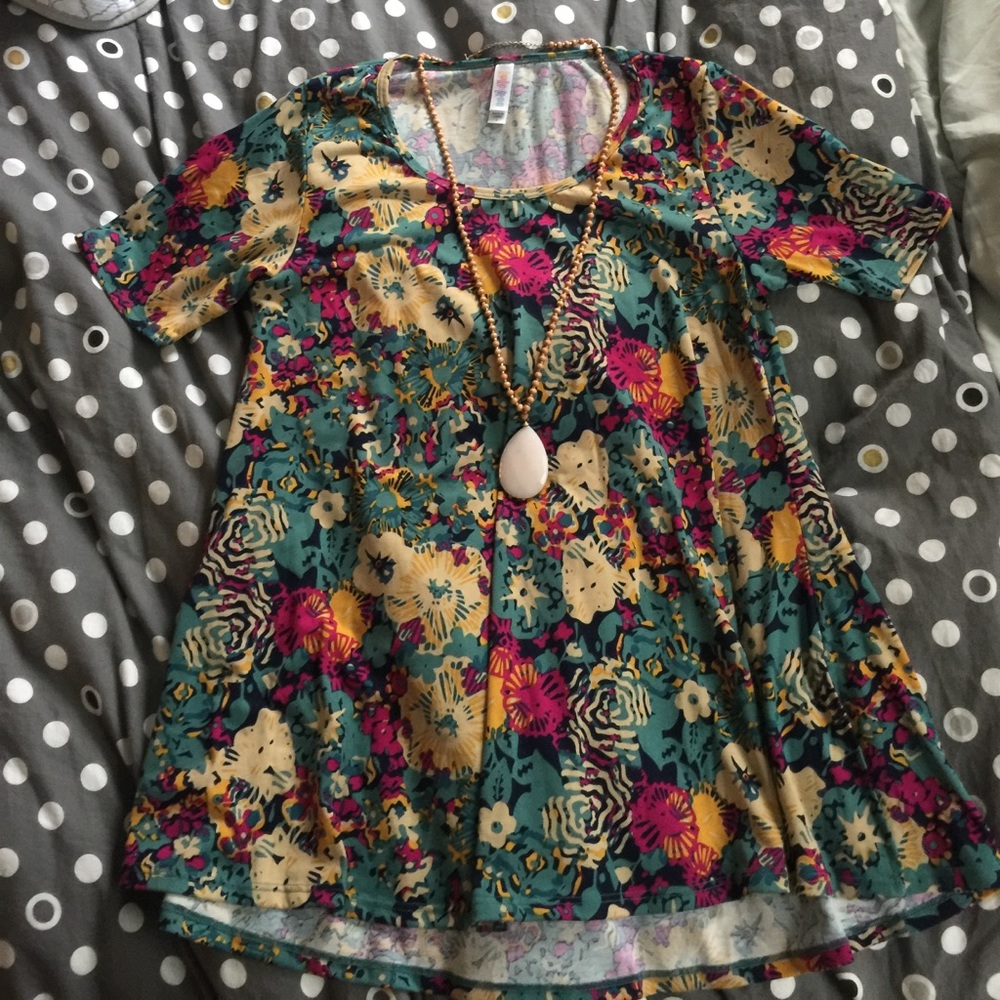Lularoe Perfect T S
