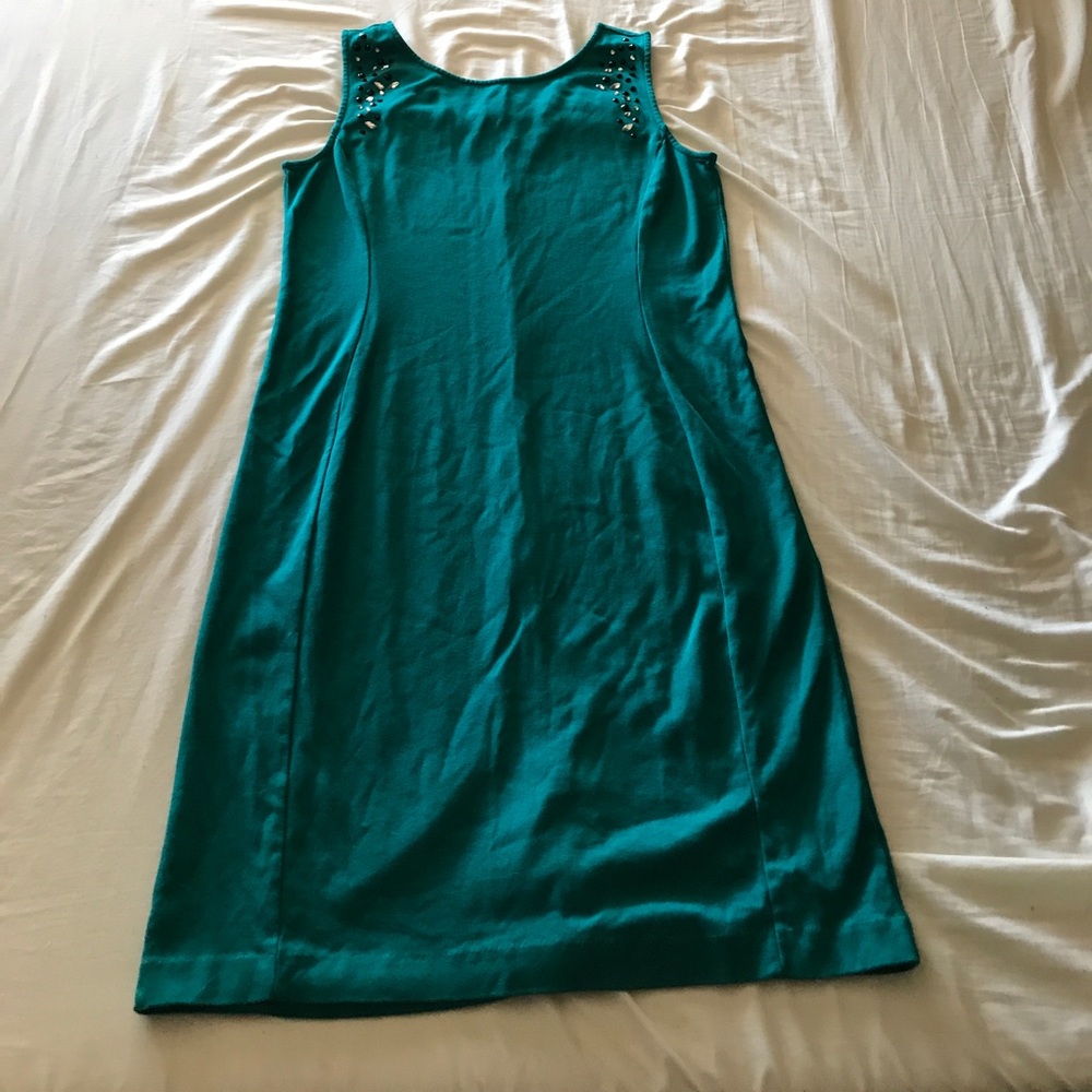Sheath dress never worn