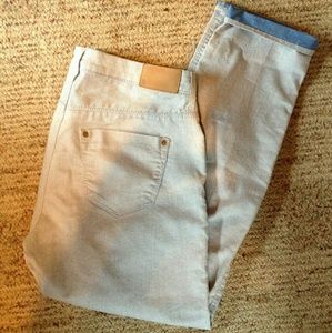 SOLD!!! H&M Women's skinny boyfriend jeans