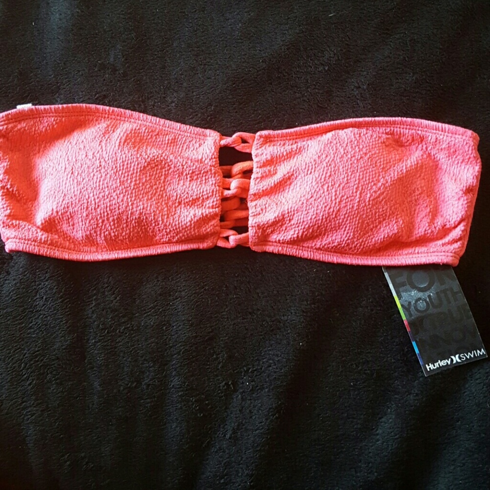 🛑Hurley hot pink swimming suit. Cute and strappy.