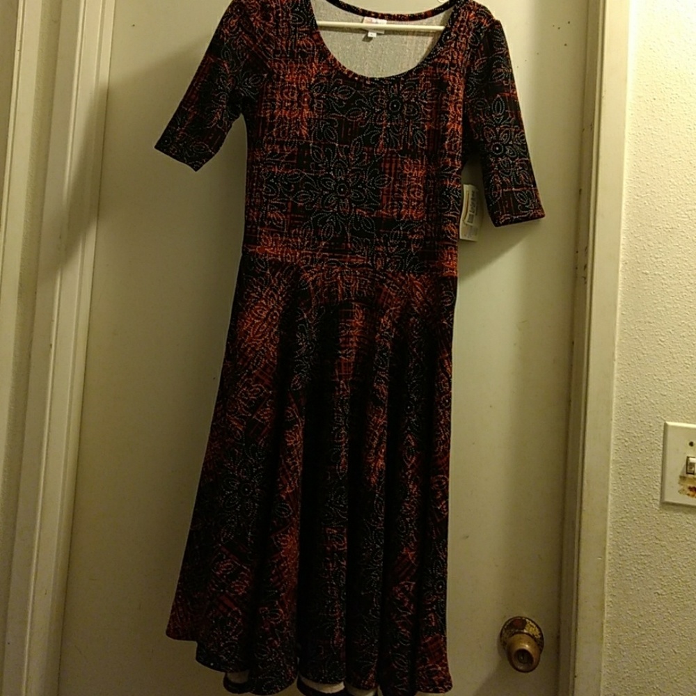 Lularoe nicole dress size large