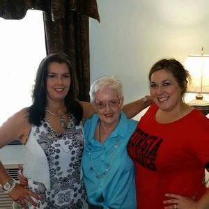 Meet your Posher, Alisa