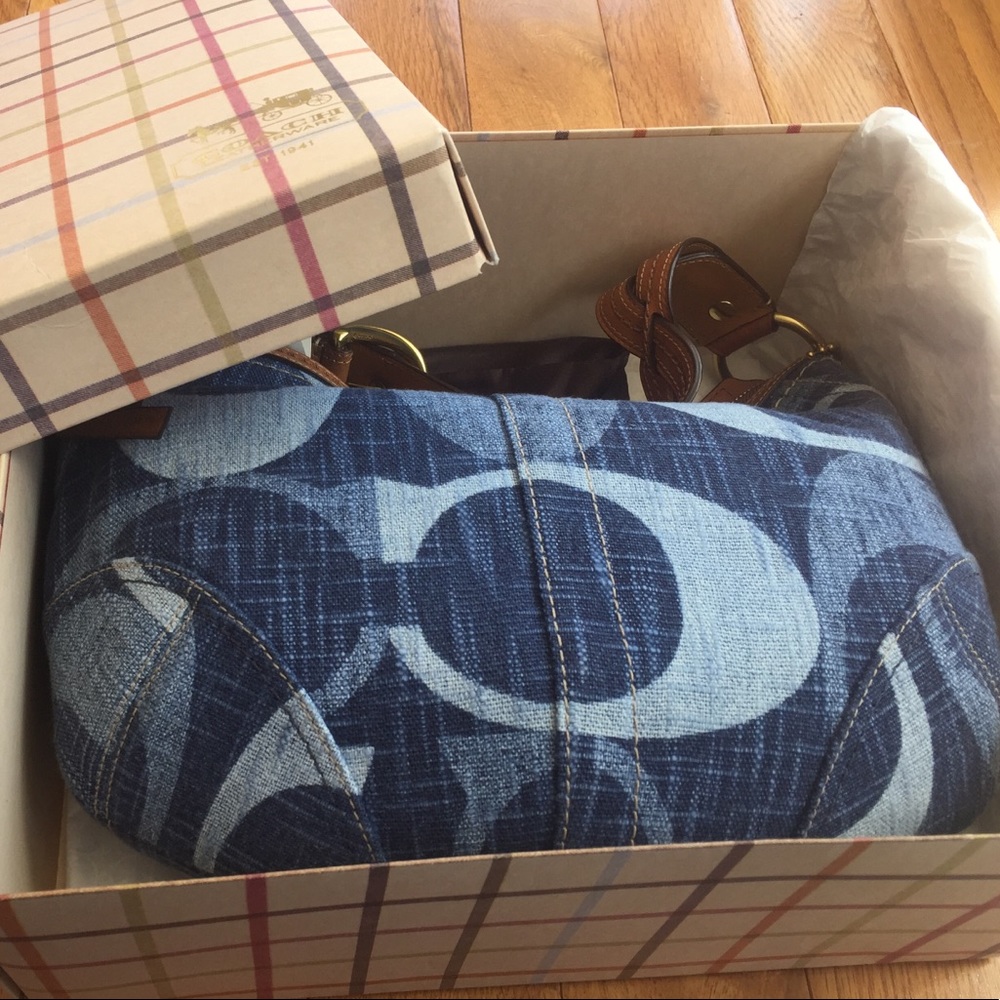 Brand new coach purse