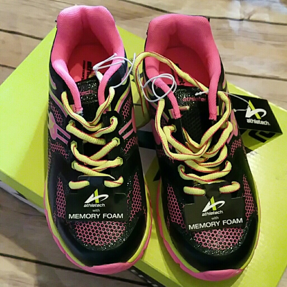 NIB ATHLETECH MEMORY FOAM SNEAKERS SZ13&4