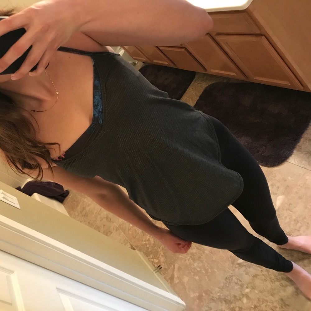 Lululemon Top - Picture 4 of 4