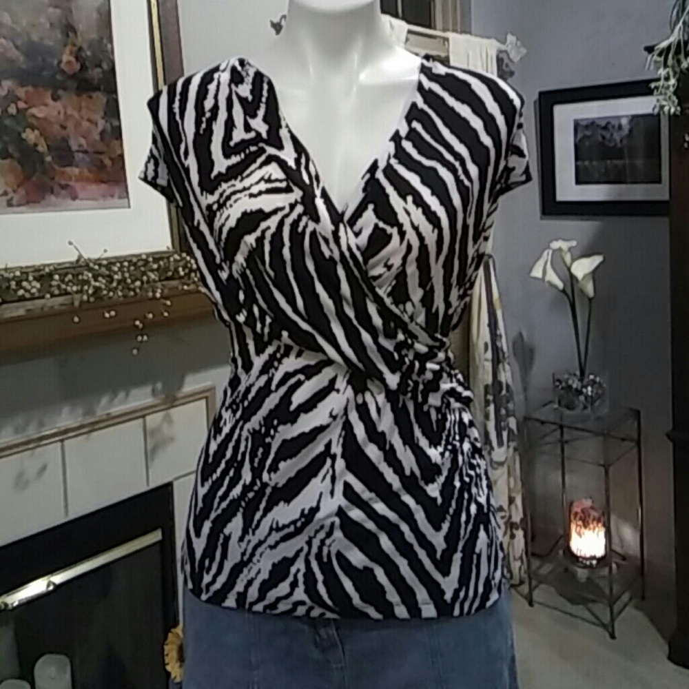 Jones Studio zebra shell