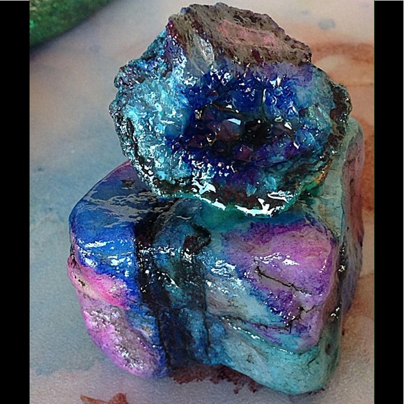 Meet your Posher, Laurie TOP RATED SELLER - Picture 5 of 6