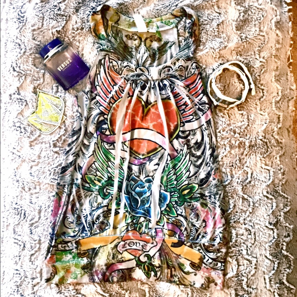 Graphic tunic top🌞