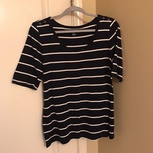 NWOT Half sleeve navy striped cotton tee