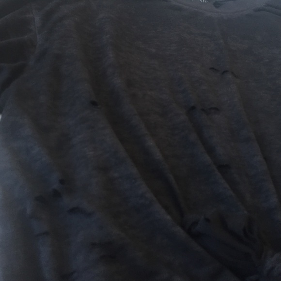 Distressed tee - Picture 2 of 3