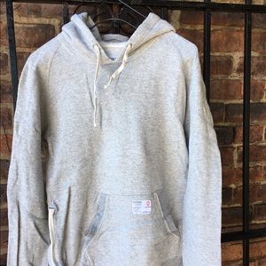 Women's gray sweatshirt