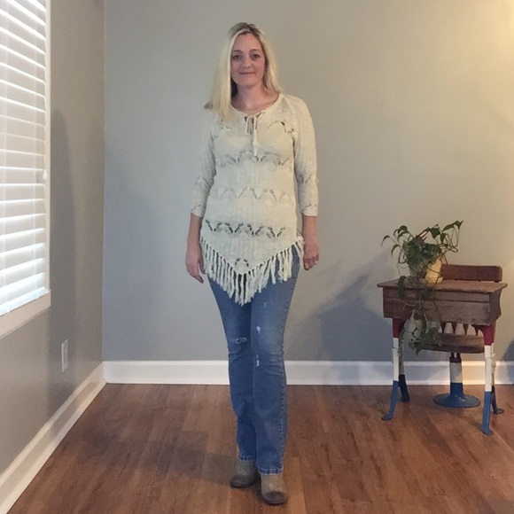 Crochet Top - Picture 2 of 7