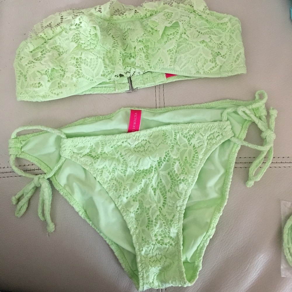 Victoria's Secret Mint Green Ruffle Lace Bikini XS