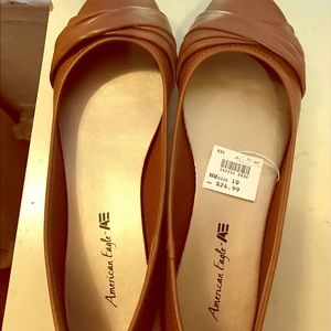 NWT American Eagle Brown / Tan Flats! Summer Ready