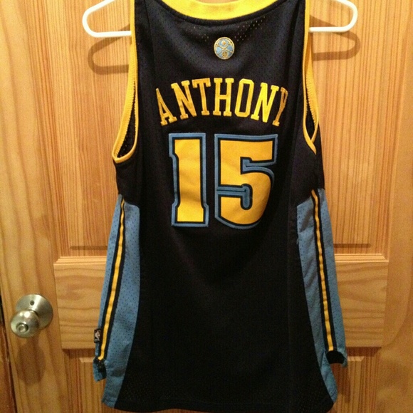 SOLD Denver nuggets Carmelo Anthony jersey - Picture 2 of 3