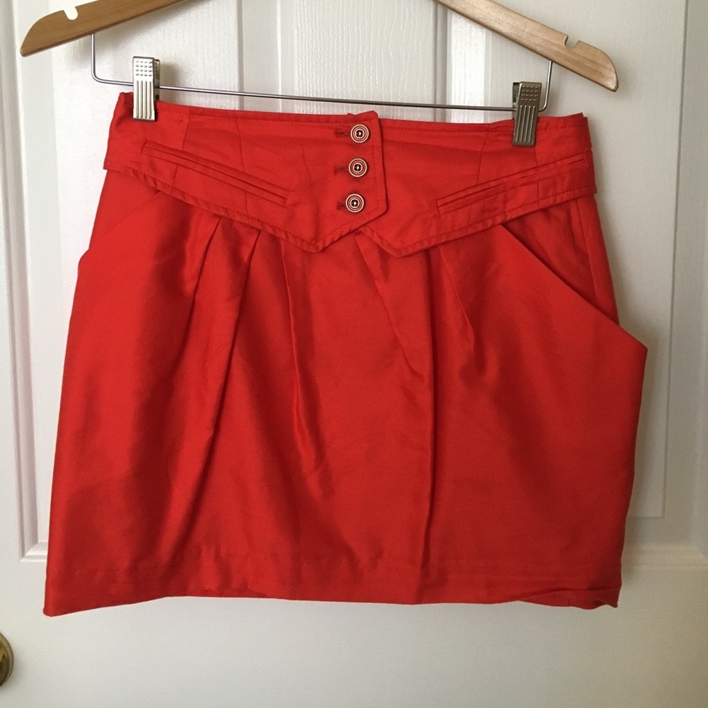 High waisted skirt