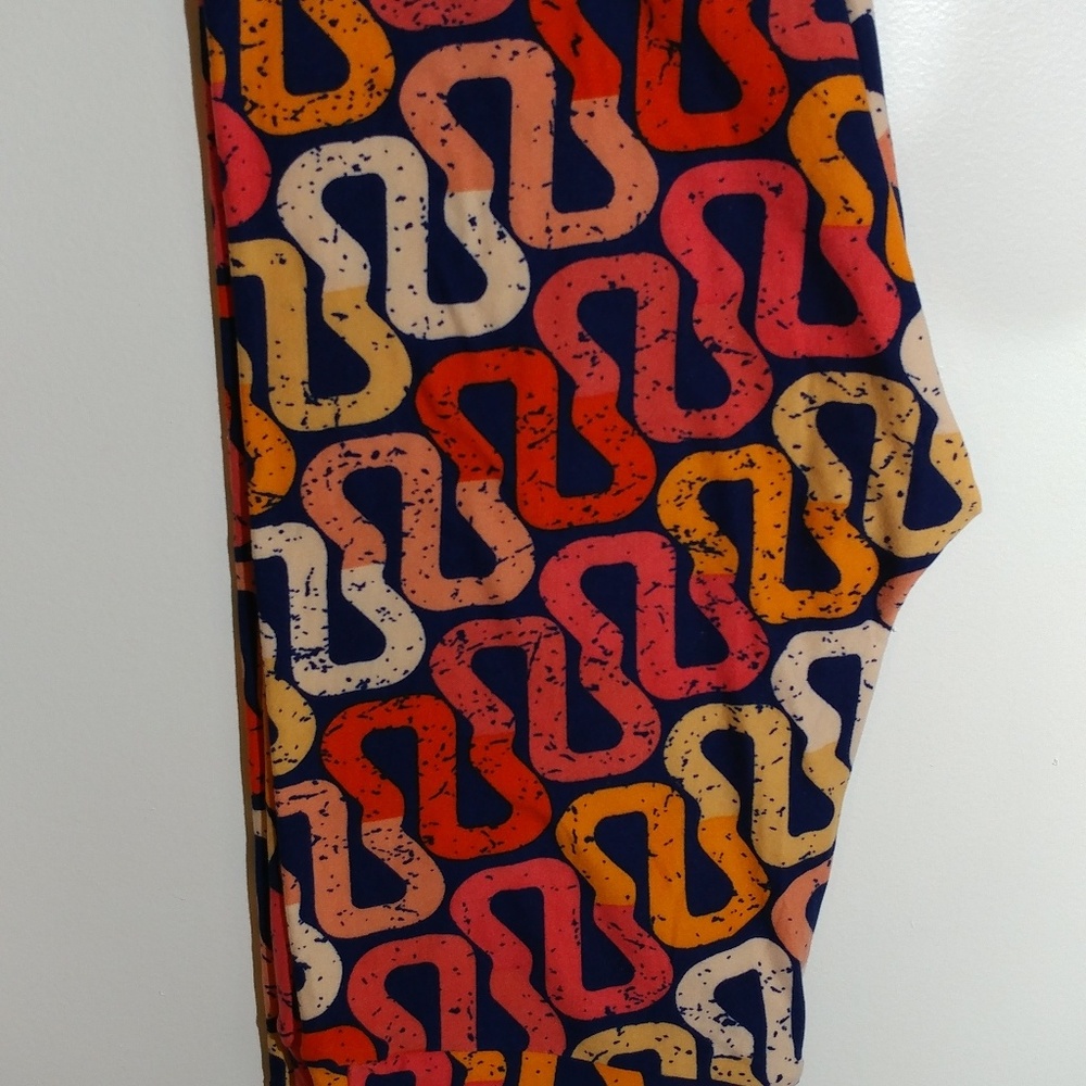 LuLaRoe OS leggings