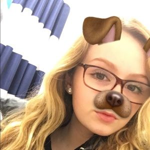Meet your Posher, Paige